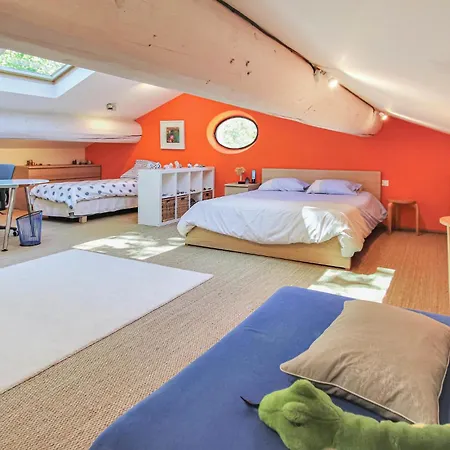 4 Bedroom Stunning In * Lagnes