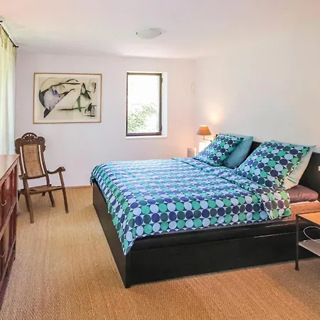 4 Bedroom Stunning In