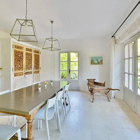 4 Bedroom Stunning In