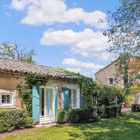 4 Bedroom Stunning In Lagnes