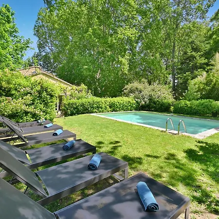 4 Bedroom Stunning In Holiday home *