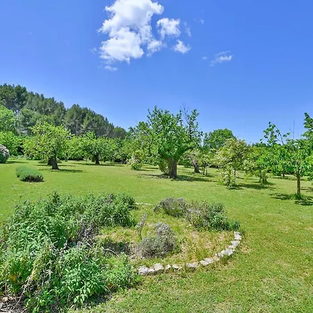 Holiday home 4 Bedroom Stunning In
